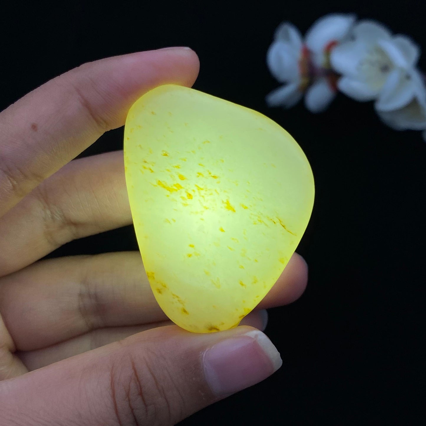 和田玉洒金皮籽料挂件(42.3g)