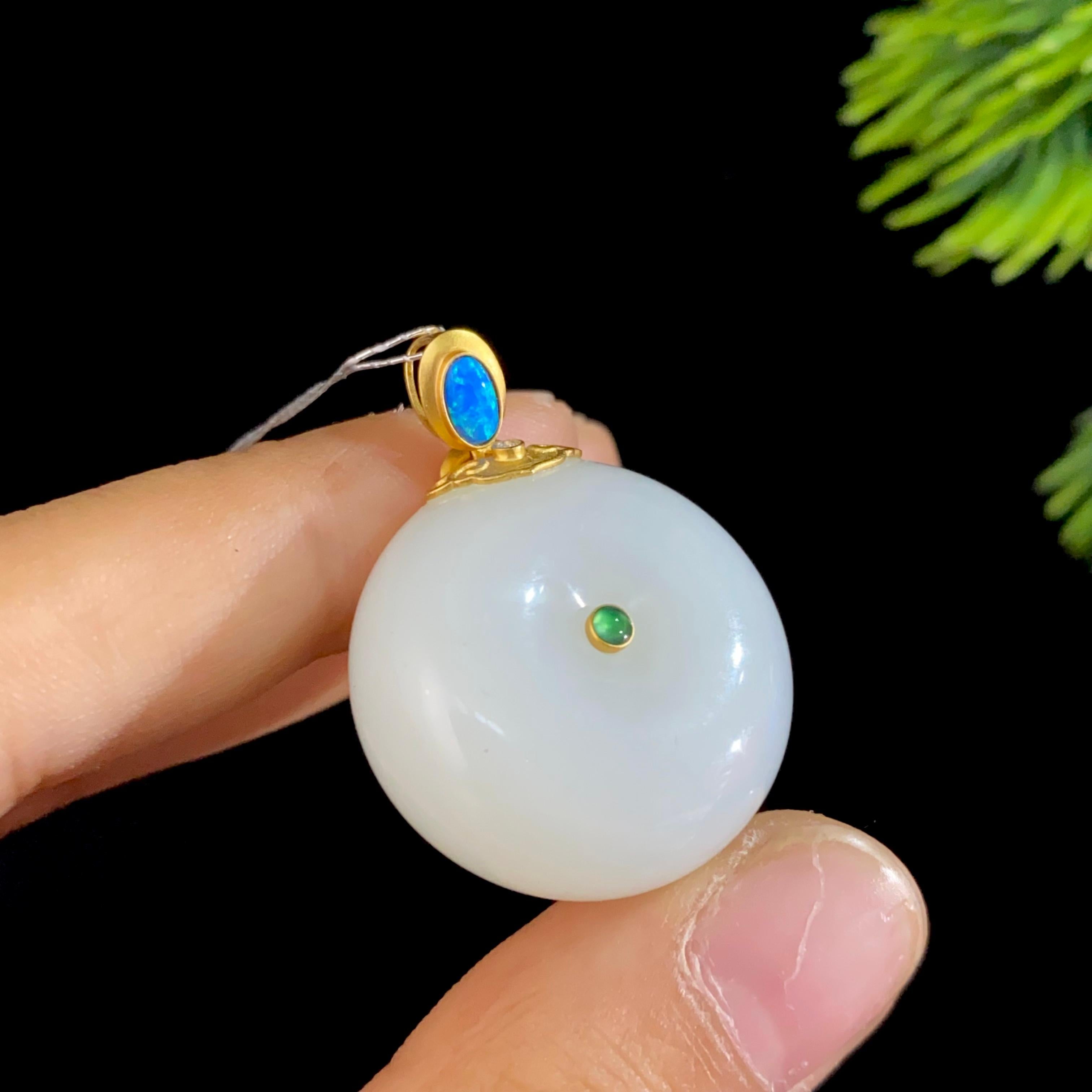 和田玉18k金羊脂白玉平安扣吊坠(15.7g)