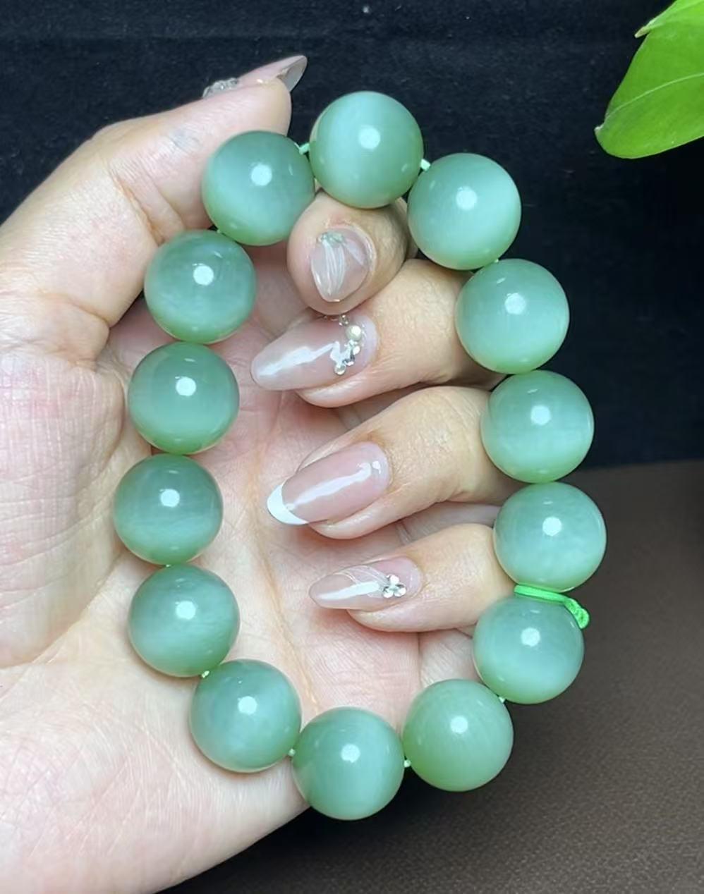 和田玉碧玉粉青白猫猫眼碧玉(87.1g)