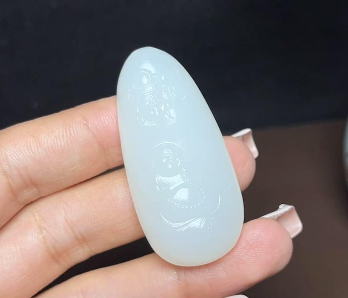 和田羊脂玉【人财两旺】,(22.8g)