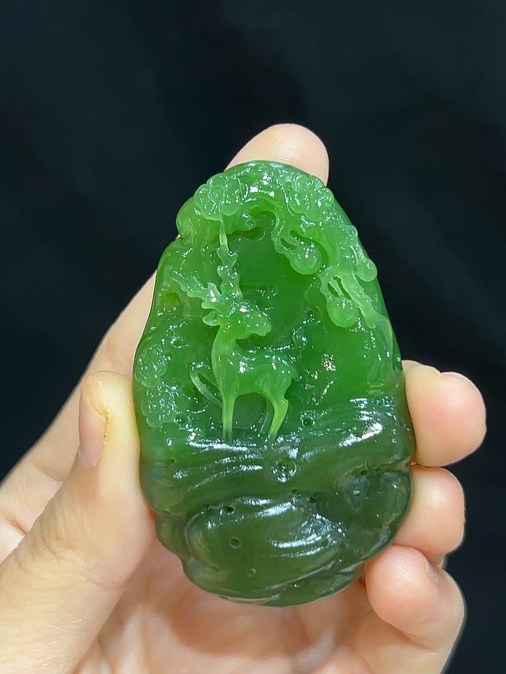 和田玉碧玉苹果绿一路如意(38.8g)