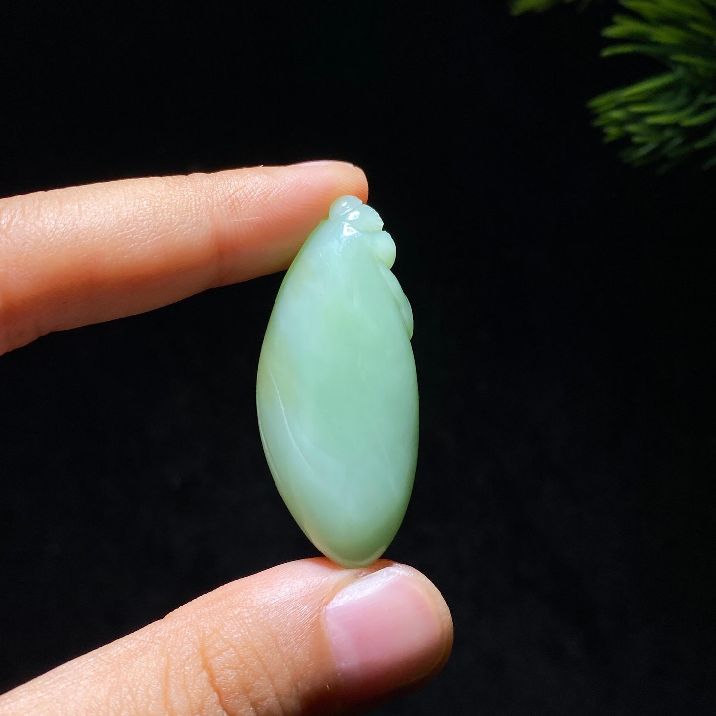 和田玉碧玉粉青花开富贵(10.7g)