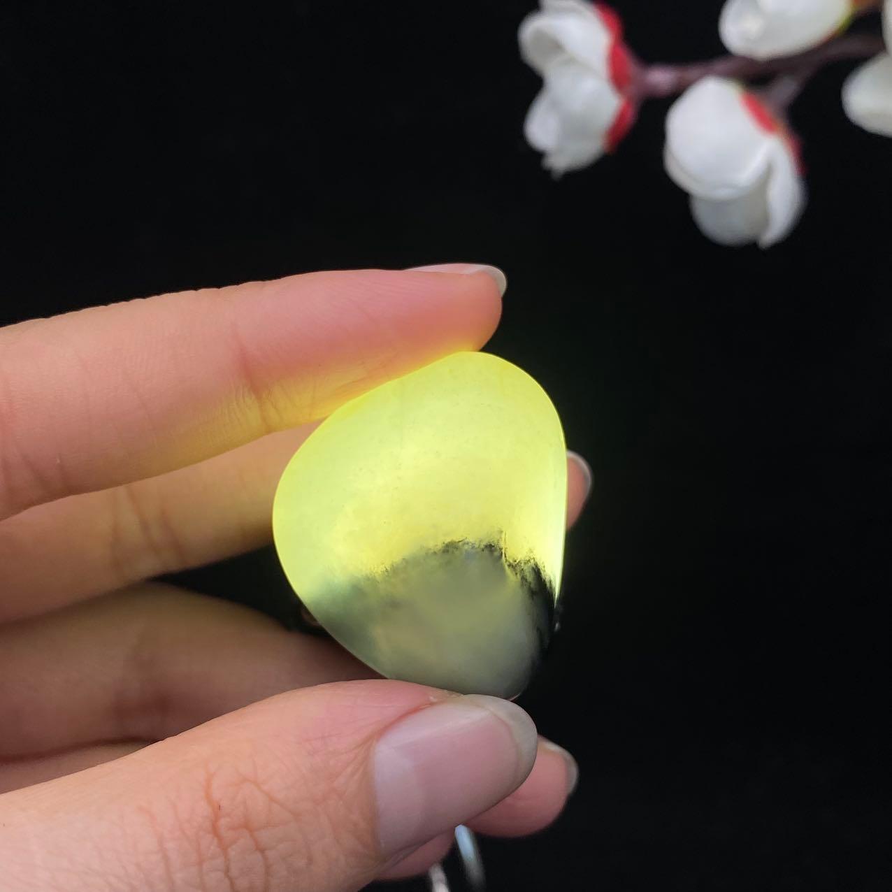 和田玉青花籽料原石(19.3g)