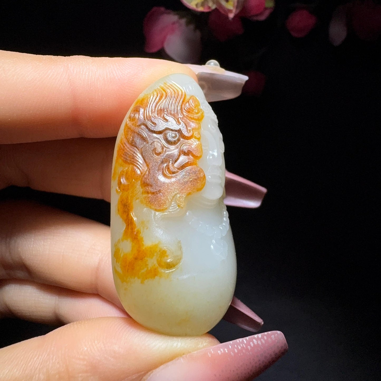 和田玉籽料挂件一念之间挂件(30.3g)