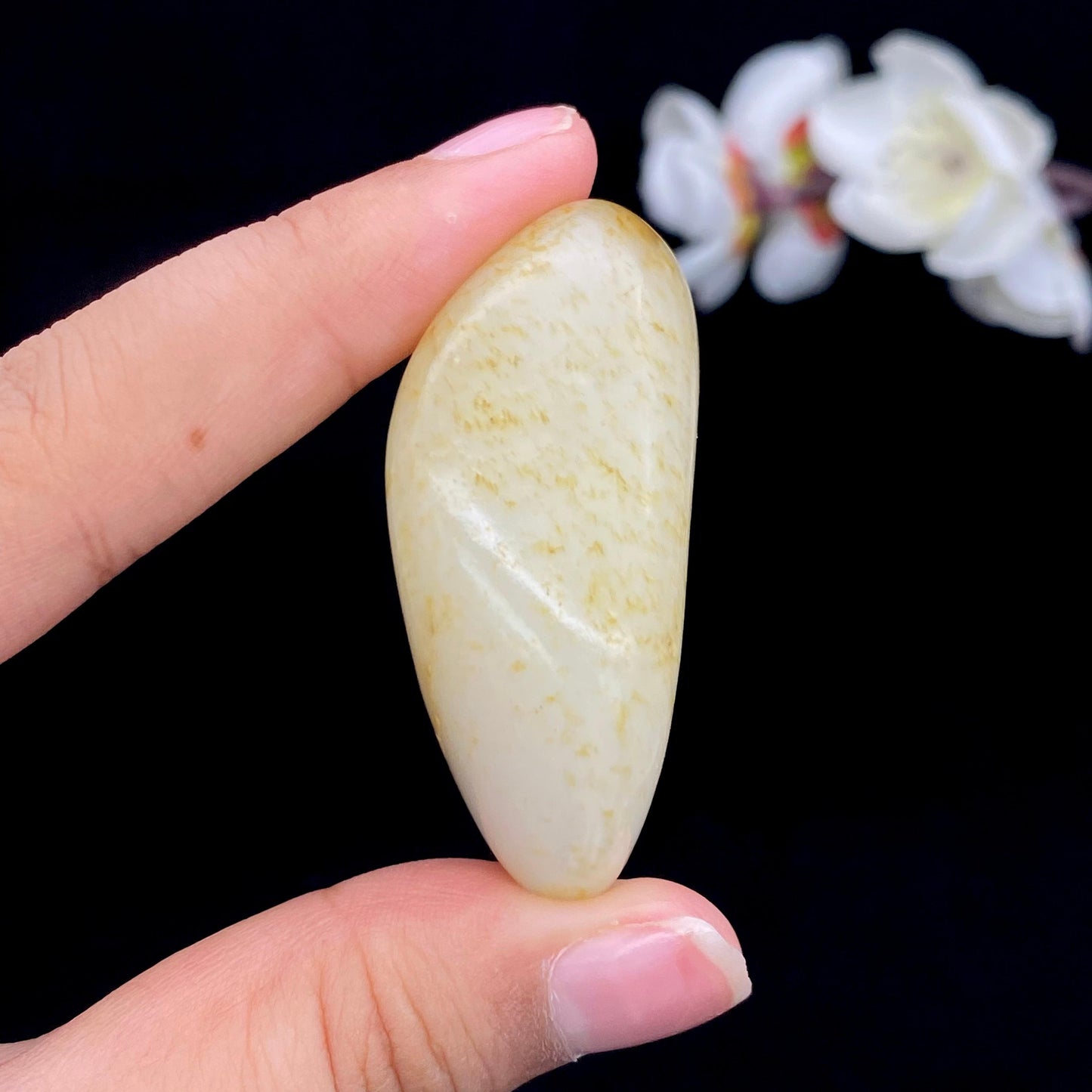 和田玉洒金皮籽料挂件(52.2g)