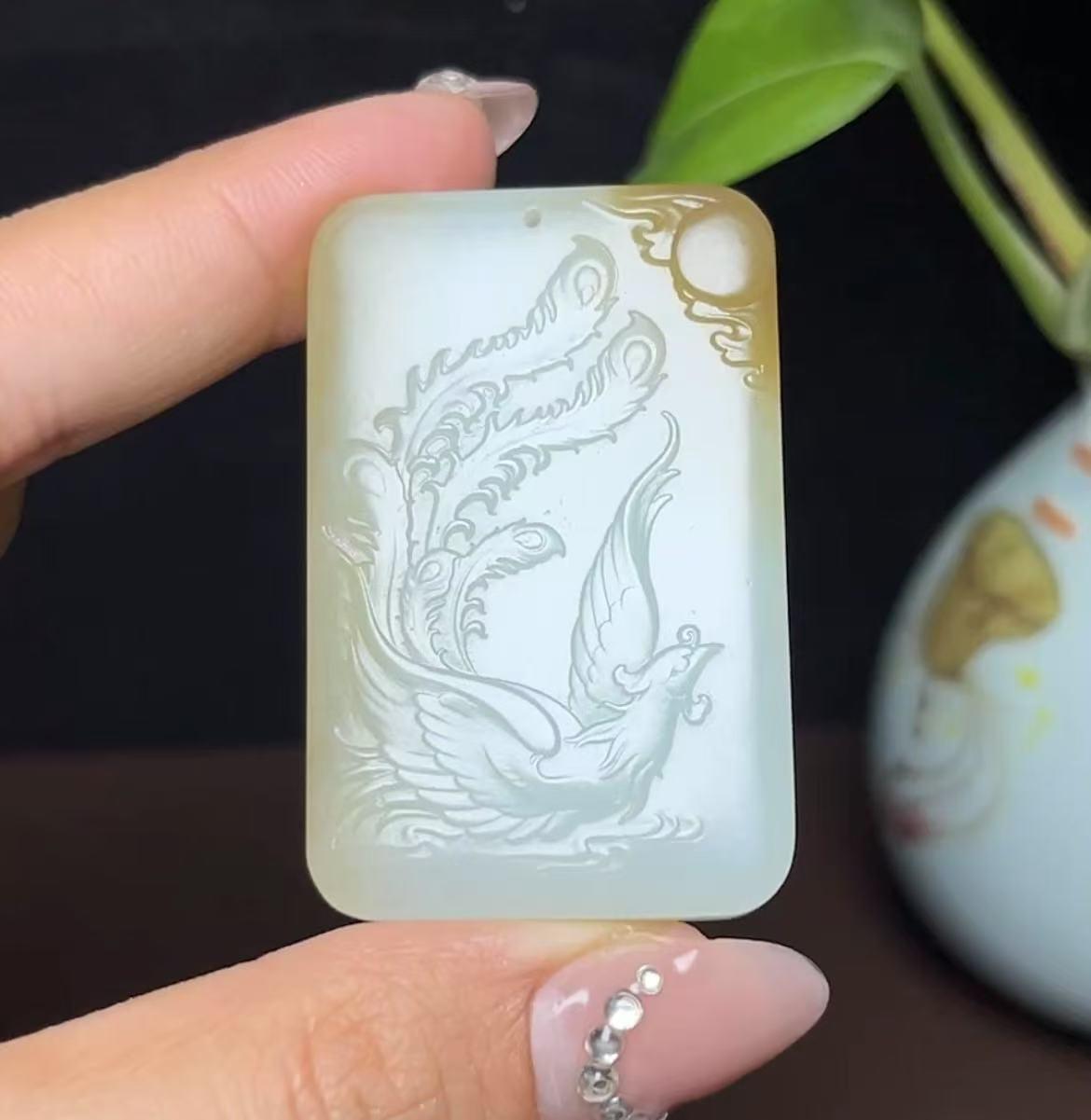 新疆和田玉且末糖白羊脂玉凤凰(35.2g)