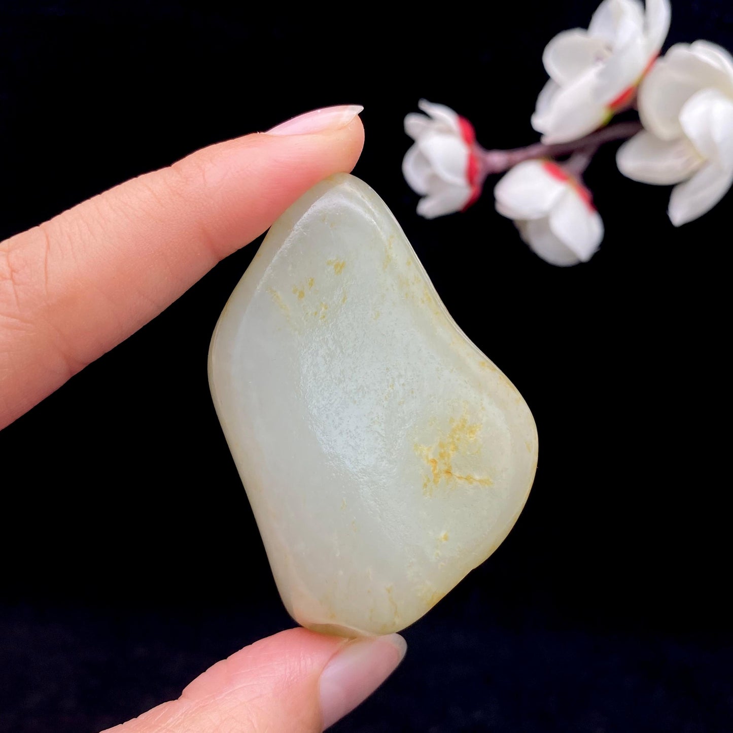 和田玉聚黄皮籽料原石(70.5g)