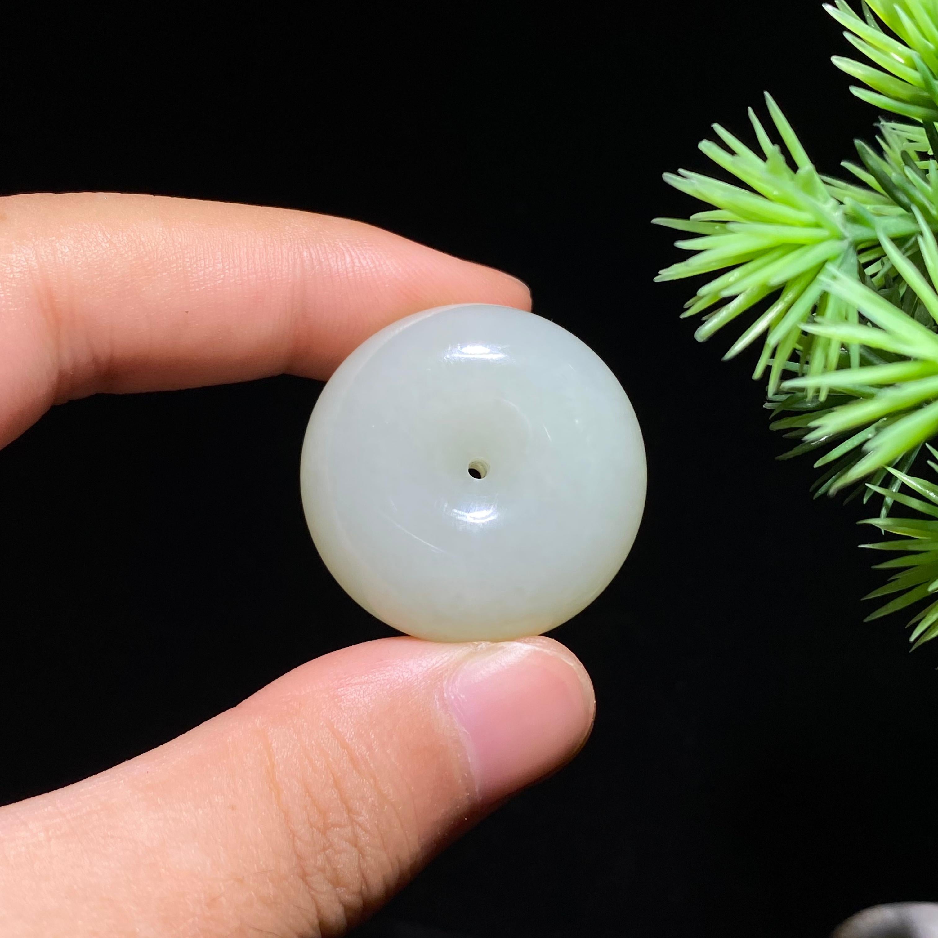 和田玉籽料平安扣(16.2g)