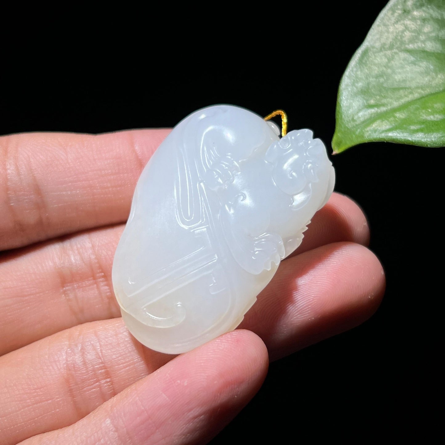 和田玉籽料洒金皮貔貅挂件(24.9g)