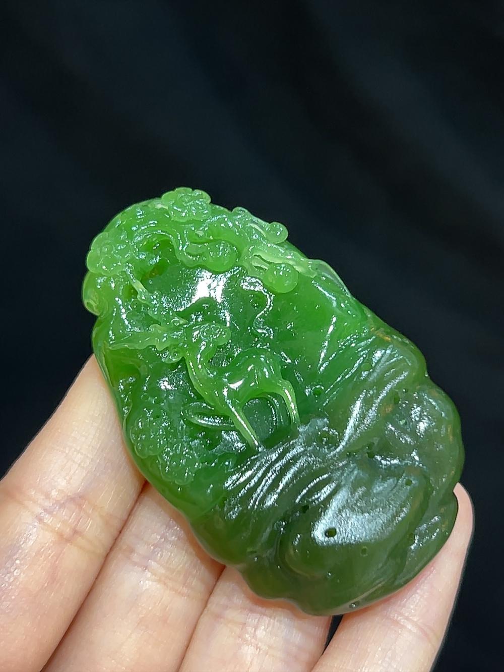 和田玉碧玉苹果绿一路如意(38.8g)