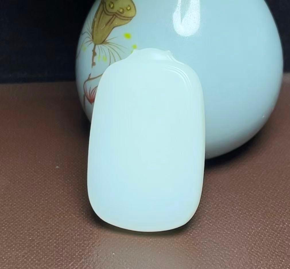 和田羊脂玉平安无事牌(54.6g)
