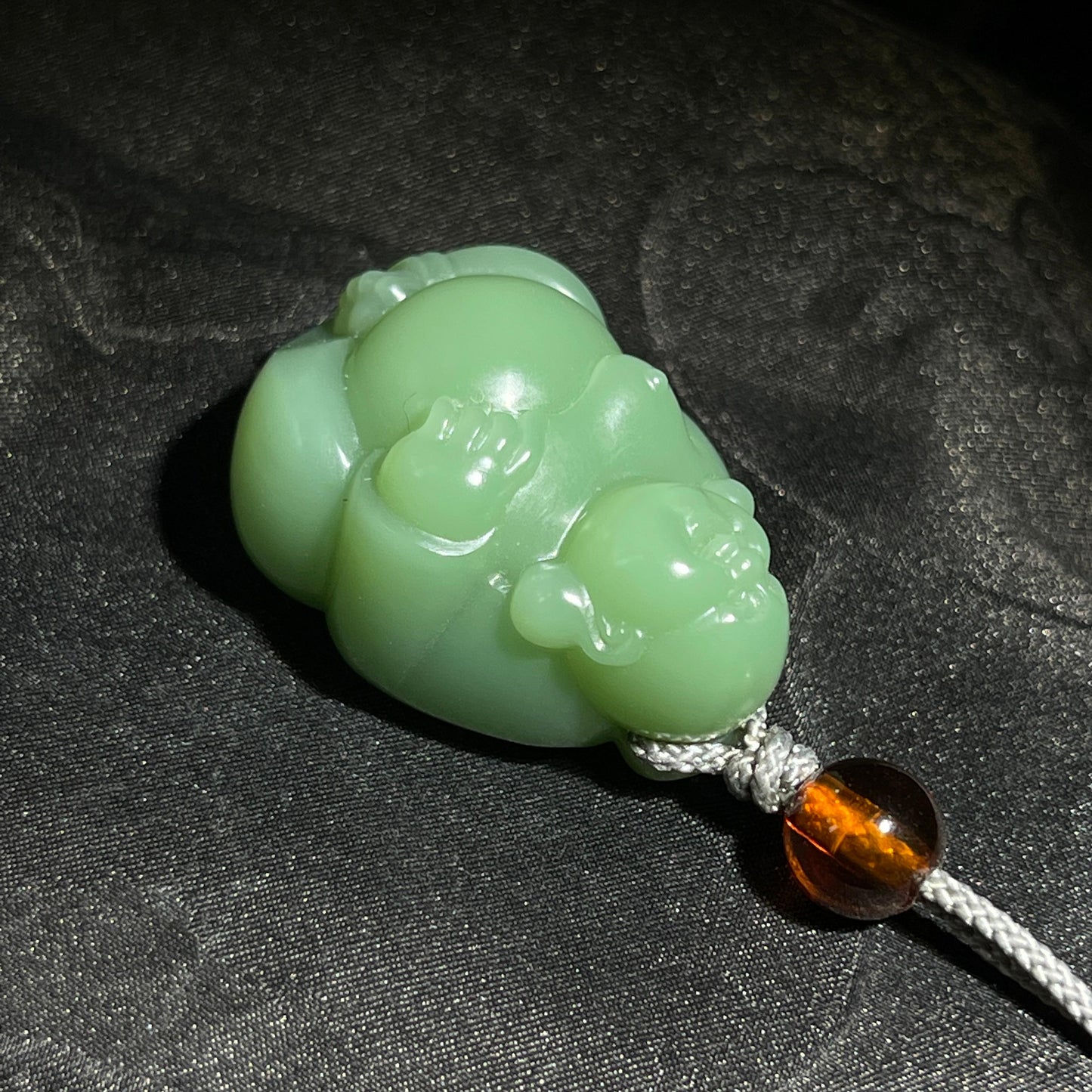 和田玉碧玉粉绿佛公(23.0g)