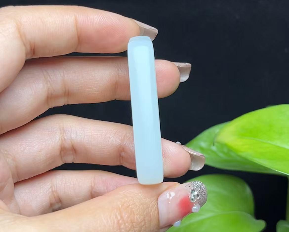 和田羊脂玉平安无事牌(24.2g)