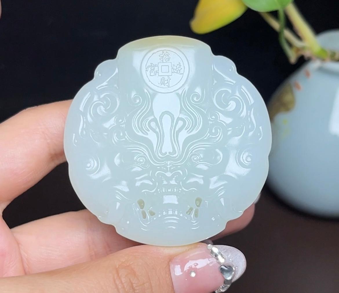新疆和田玉且末糖守护皮带扣(95.1g)