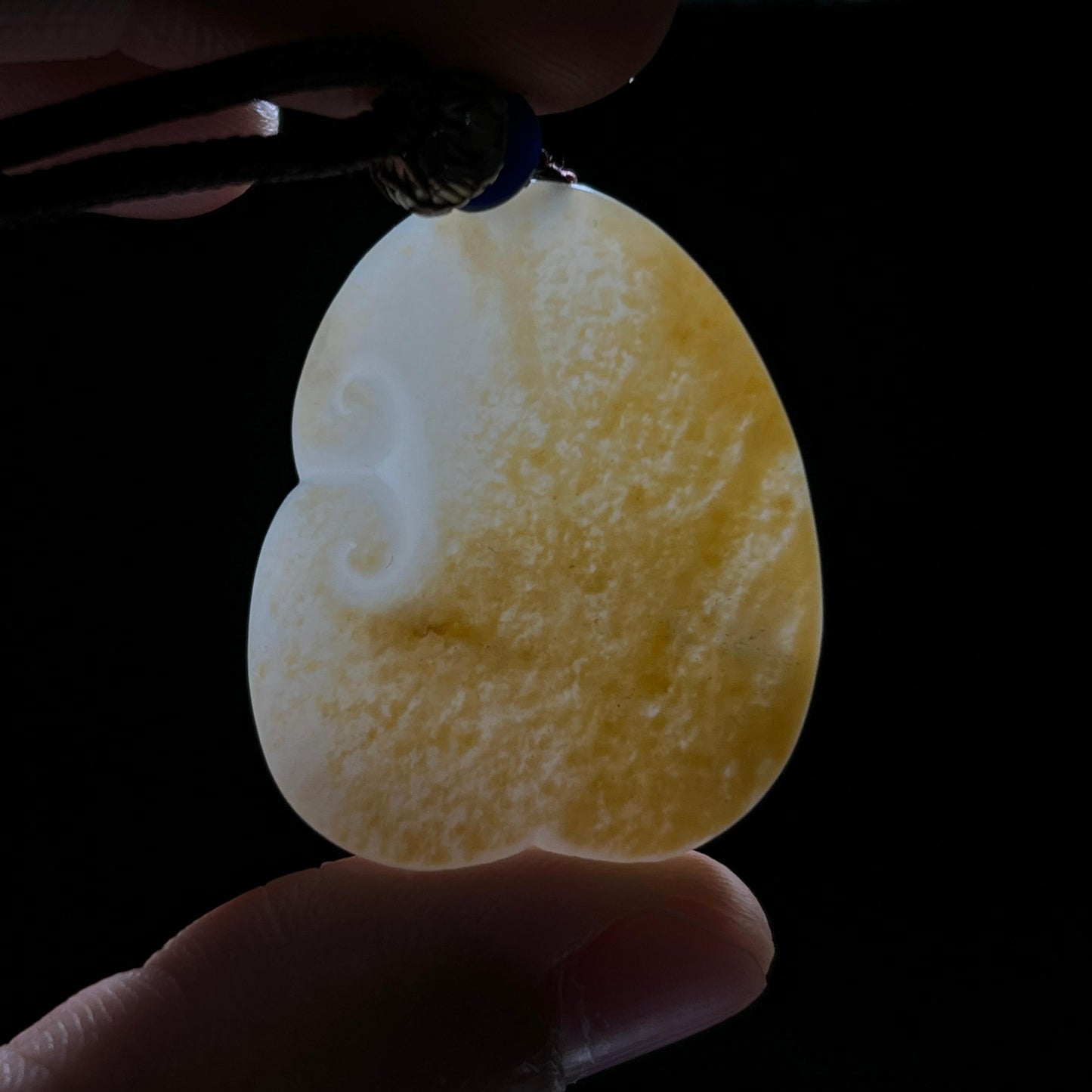 和田玉籽料洒金皮佛公挂件(17.7g)