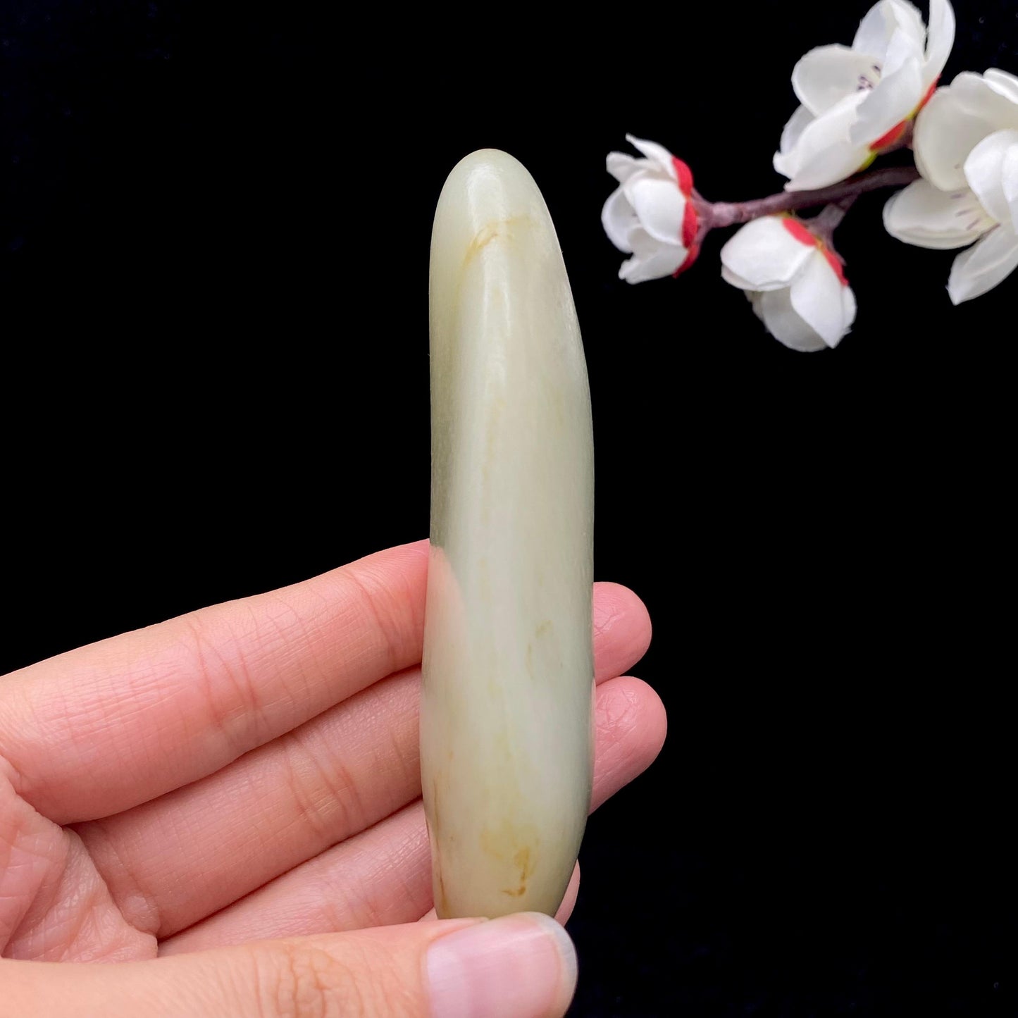 和田玉黄皮籽料原石(118.3g)
