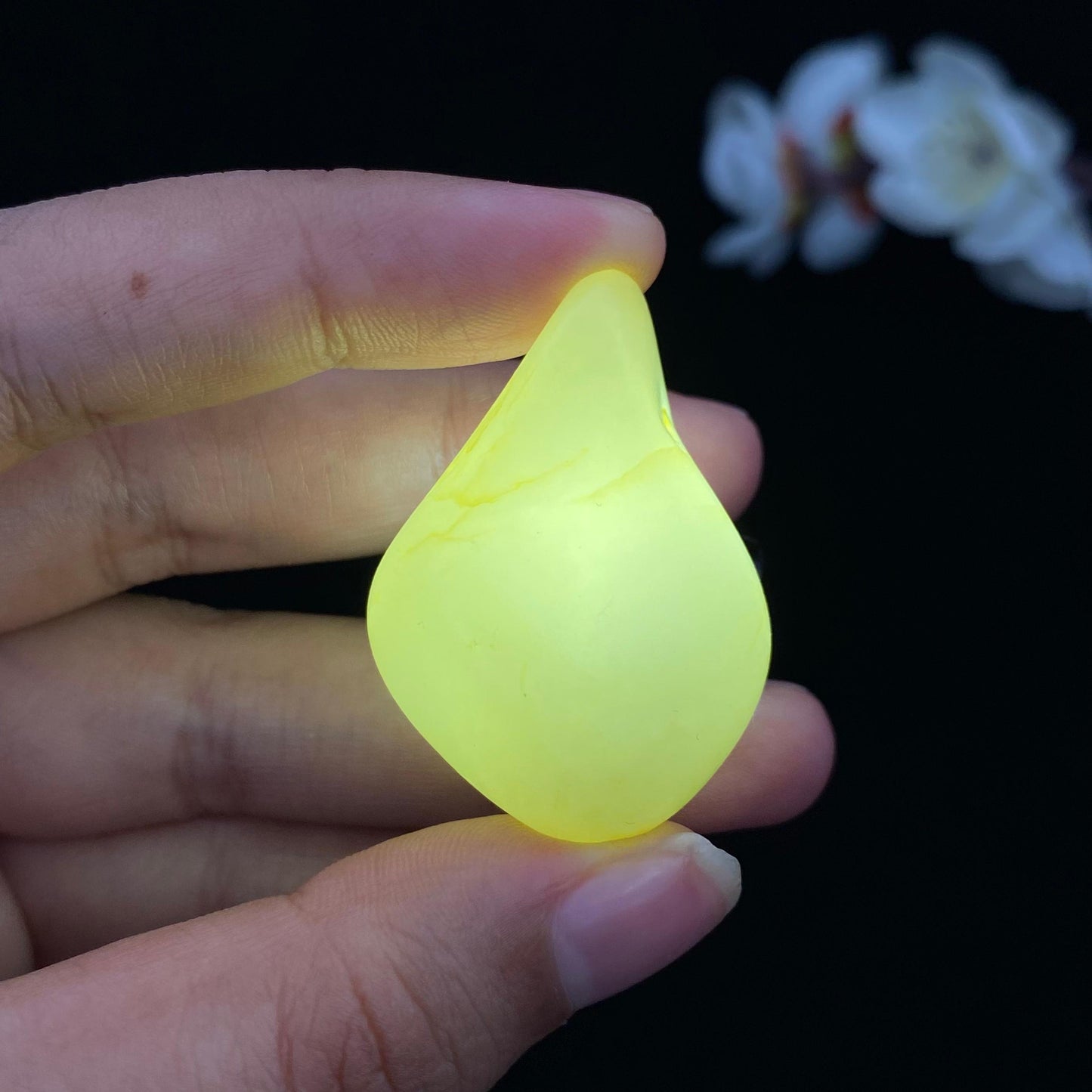 和田玉-白玉籽料原石(23.5g)