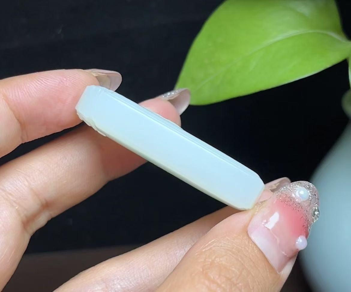 和田羊脂玉步步高升平安无事牌(28.2g)