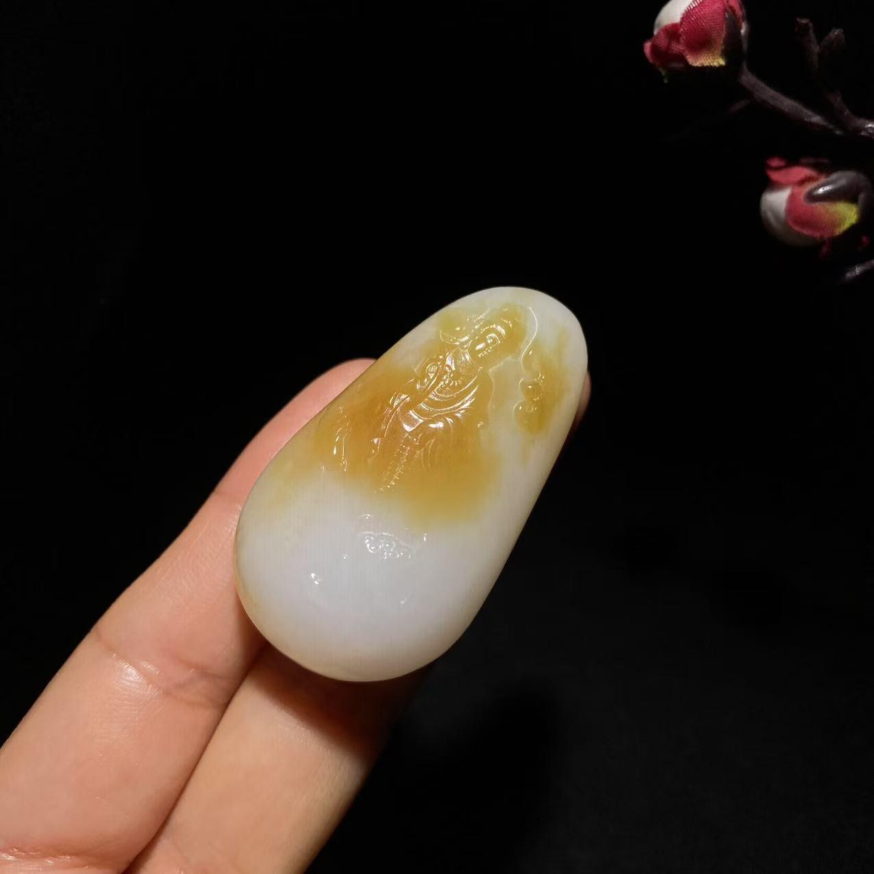 精品且末金山糖羊脂糖白玉观音