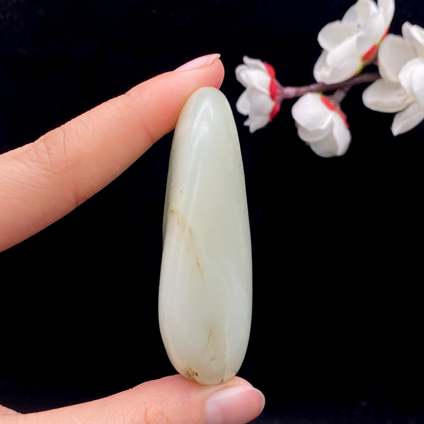 和田玉青白玉籽料原石(74.8g)