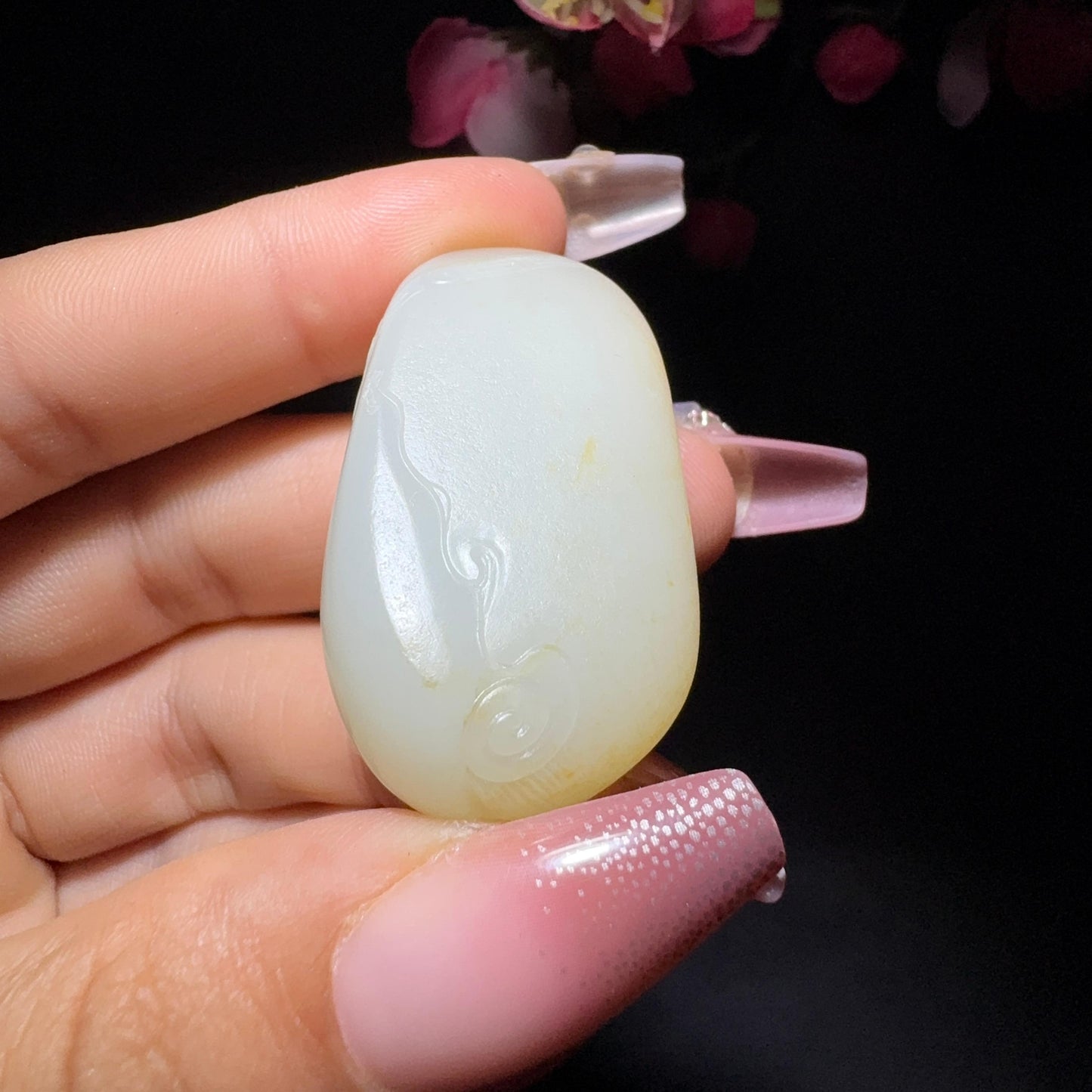 和田玉籽料挂件一念之间挂件(30.3g)
