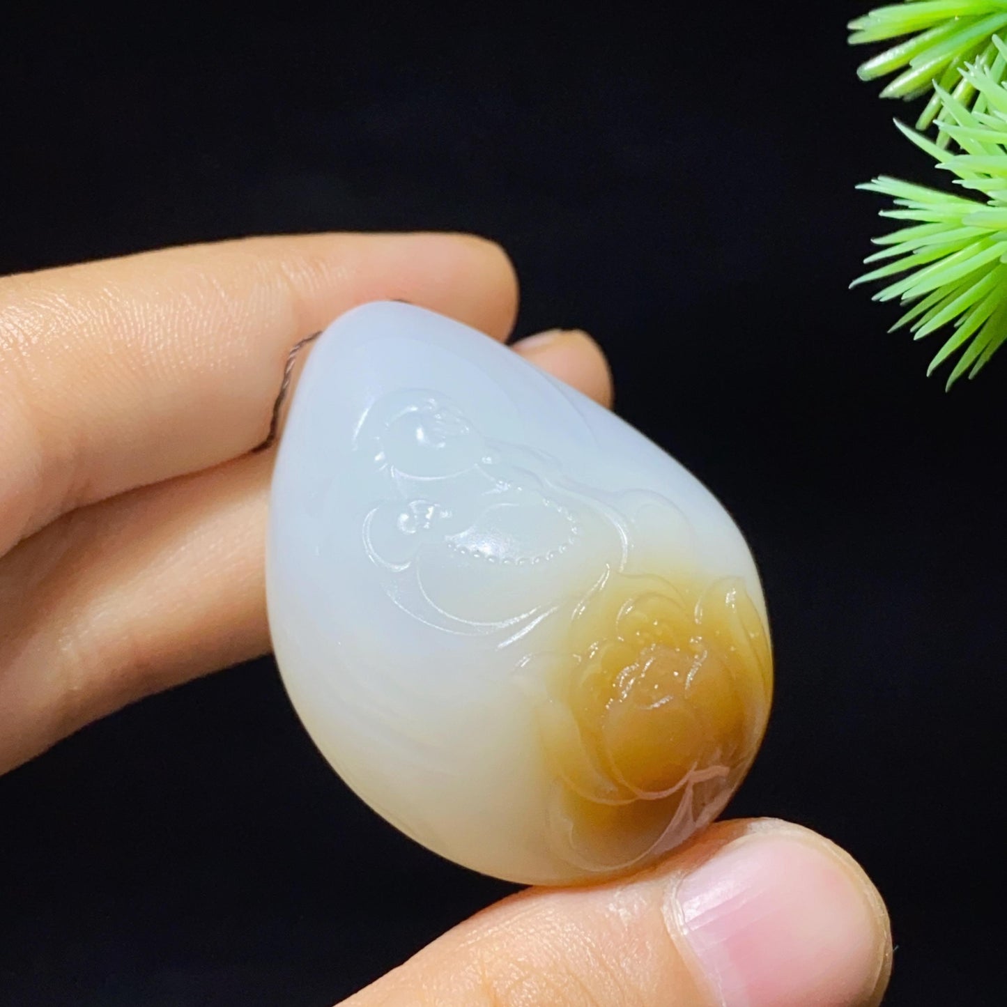 和田玉糖白佛公挂件(23.5g)