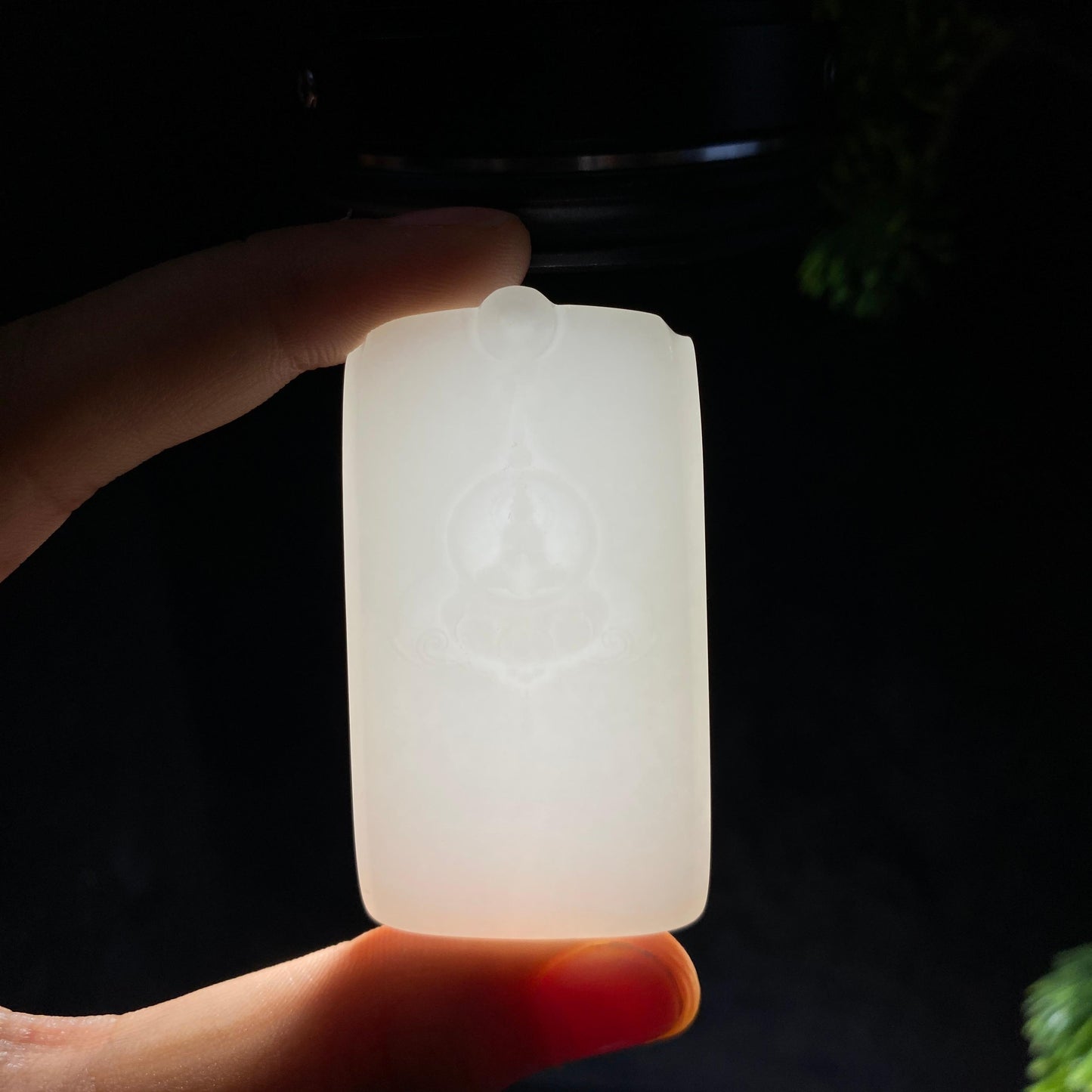 和田玉羊脂白玉无相菩萨(38.7g)