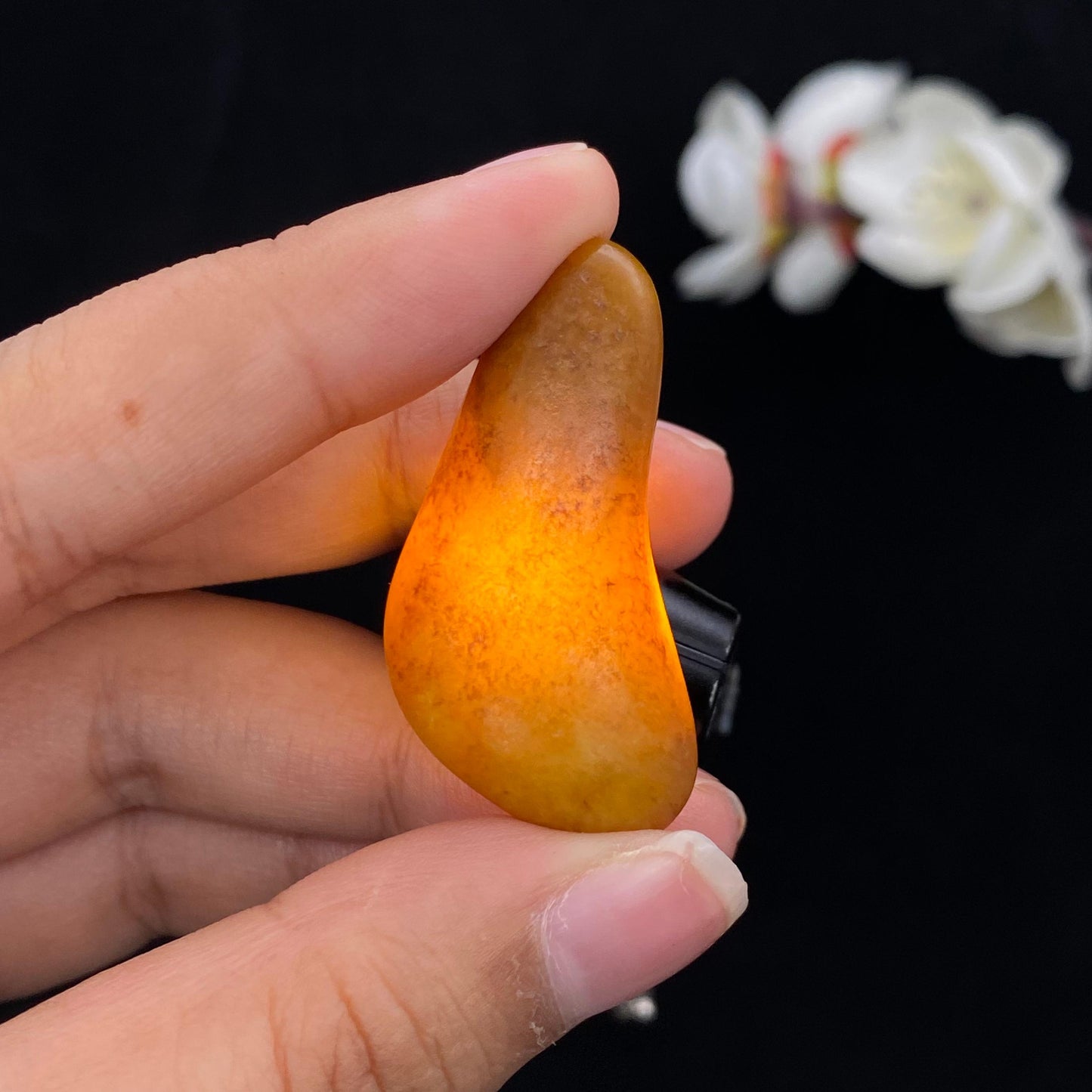 和田玉黄沁皮籽料原石(12.5g)
