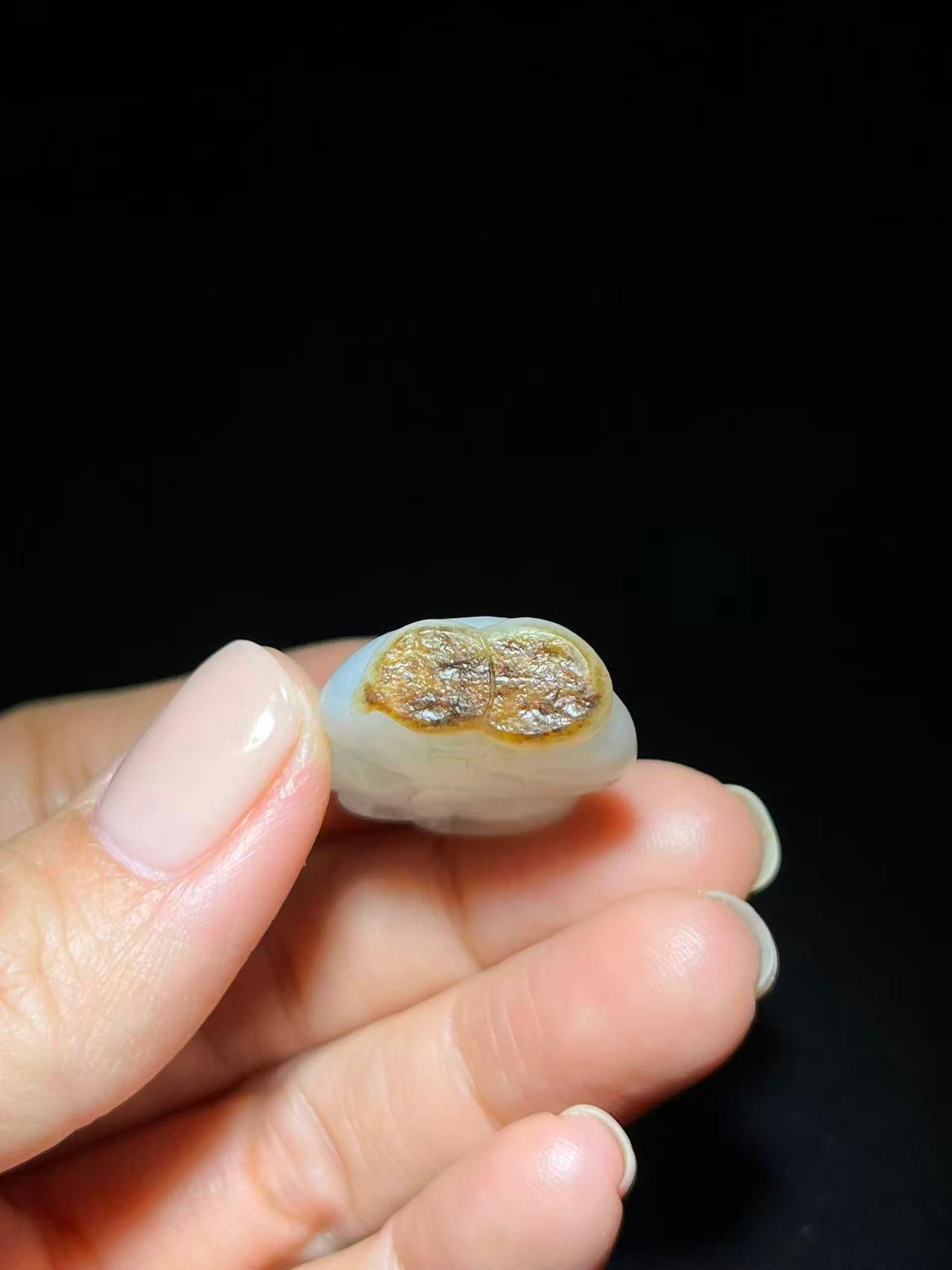 和田籽料灵猴(12.6g)