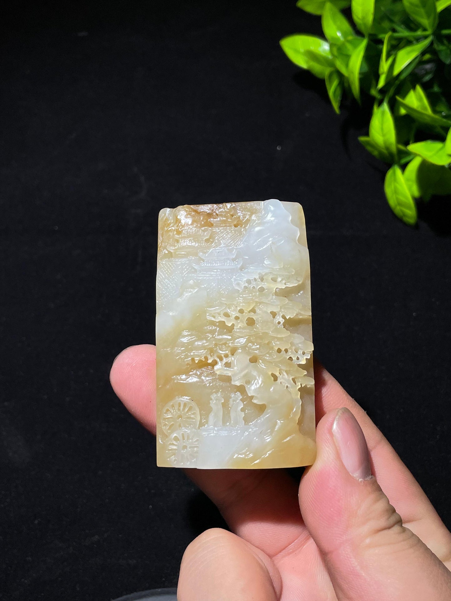 和田玉糖白【山水牌】挂件(87.3g)