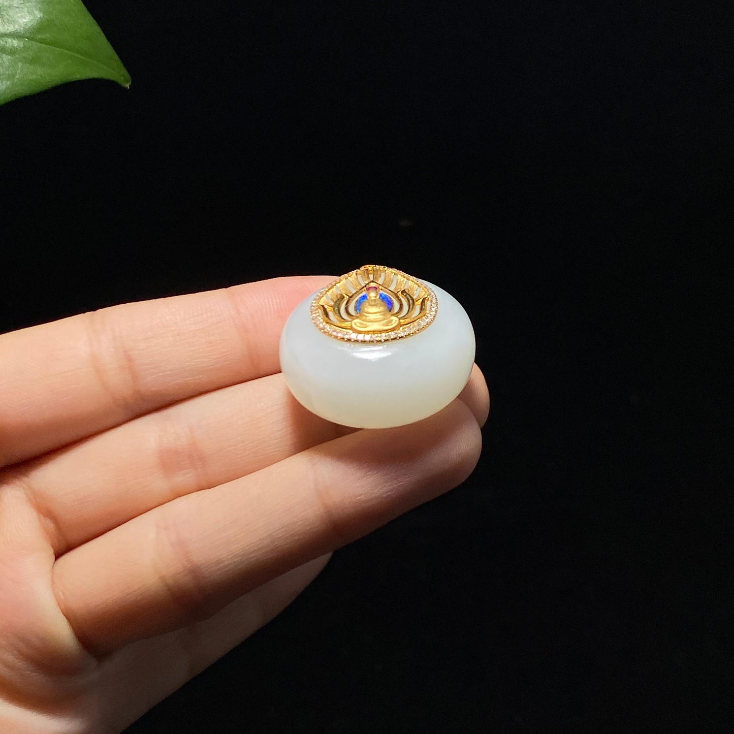 精品和田羊脂白玉金镶嵌平安扣(20.0g)