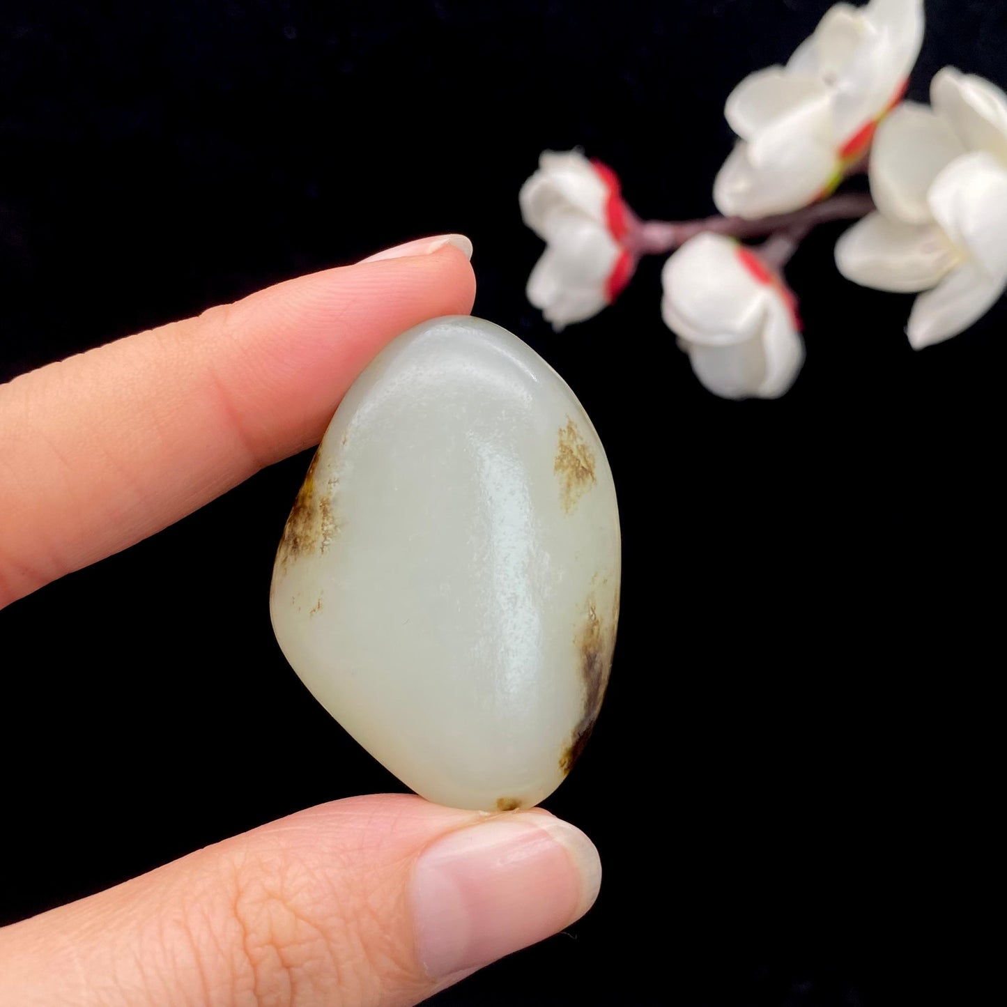 和田玉秋梨皮籽料原石(24.3g)