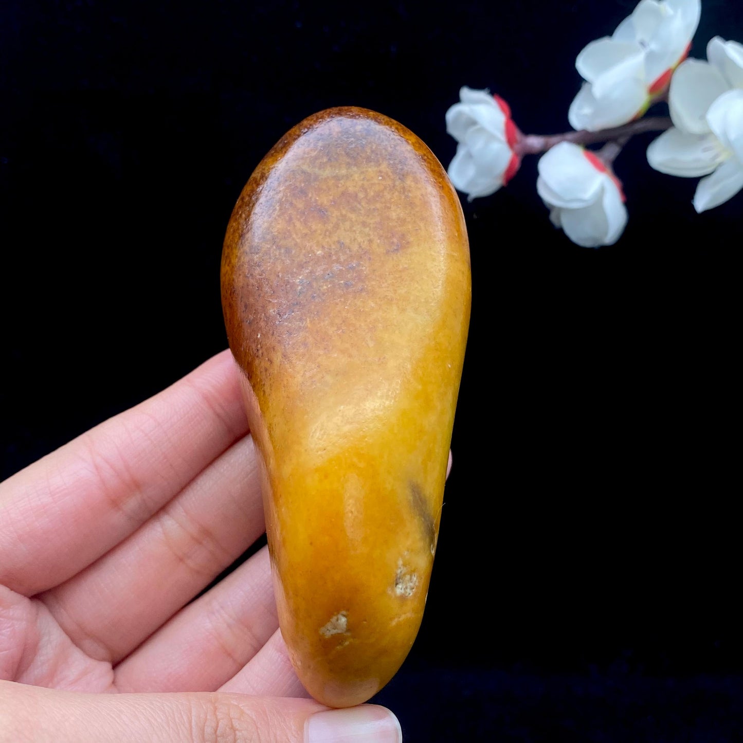 和田玉红沁皮籽料原石(186g)