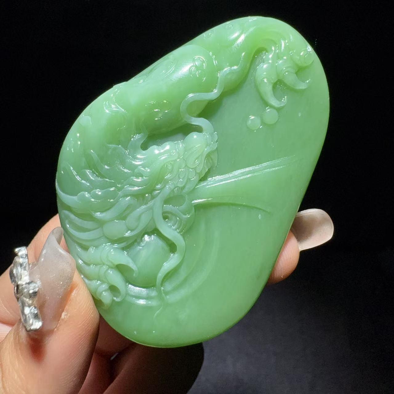 和田玉碧玉挂件龙行天下(51.7g)