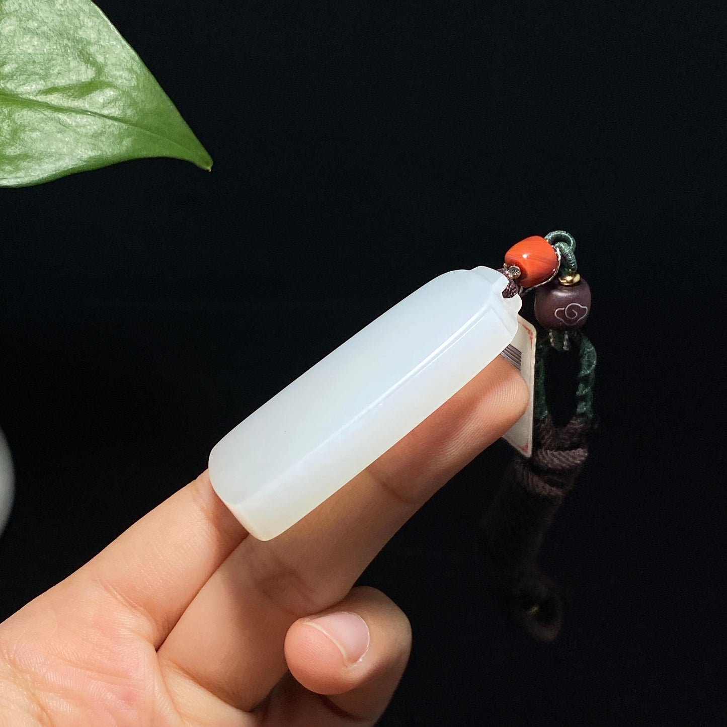 和田玉山料羊脂白玉平安无事牌(37.0g)