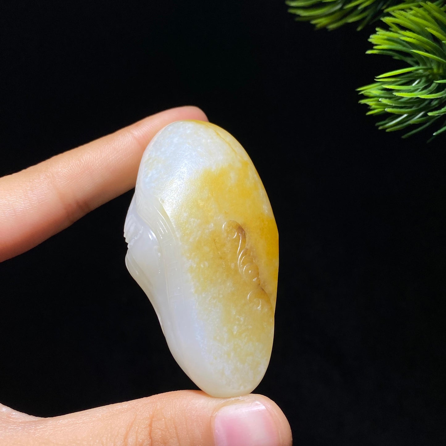 和田玉籽料关公(68.7g)