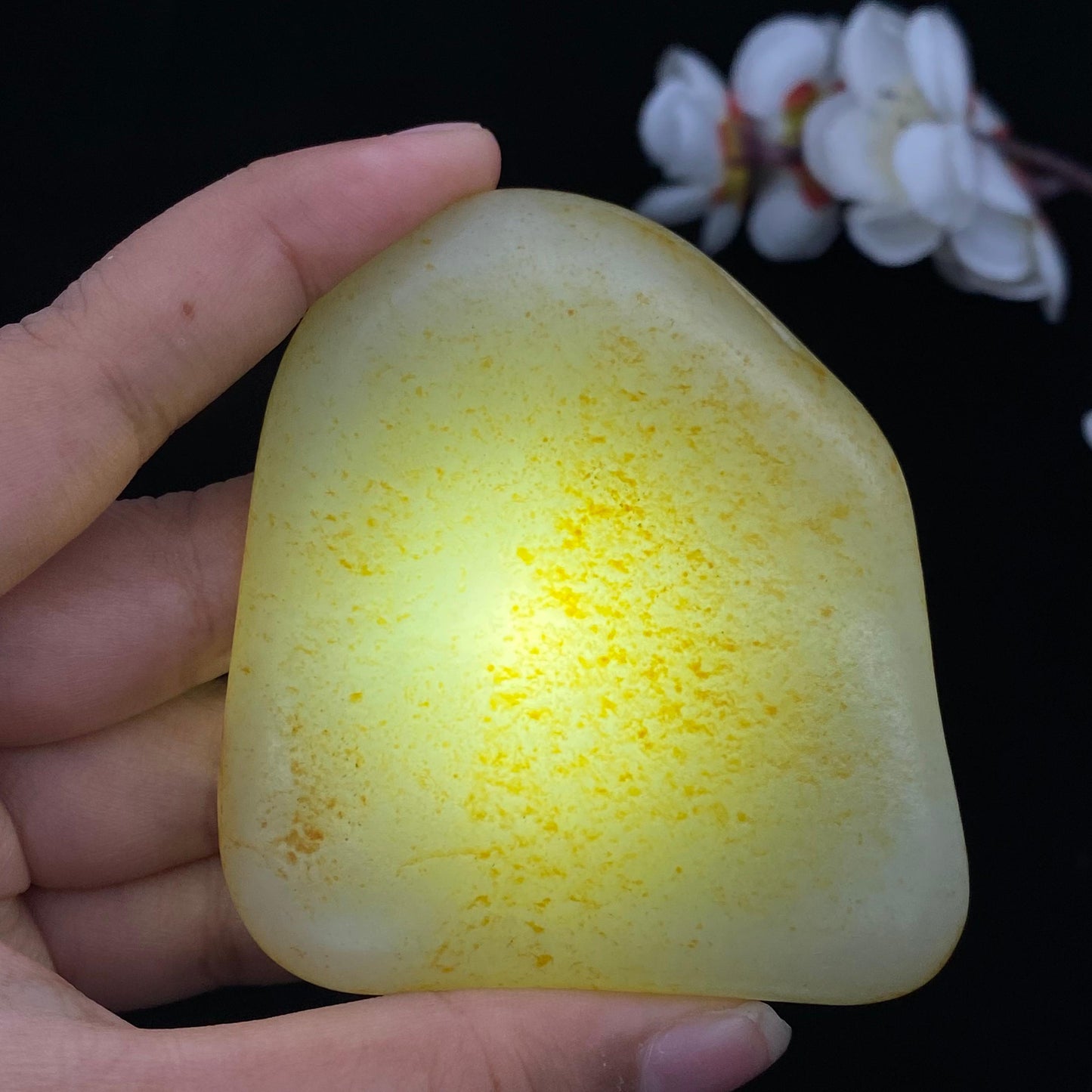 和田玉洒金皮籽料手把件(137.6g)