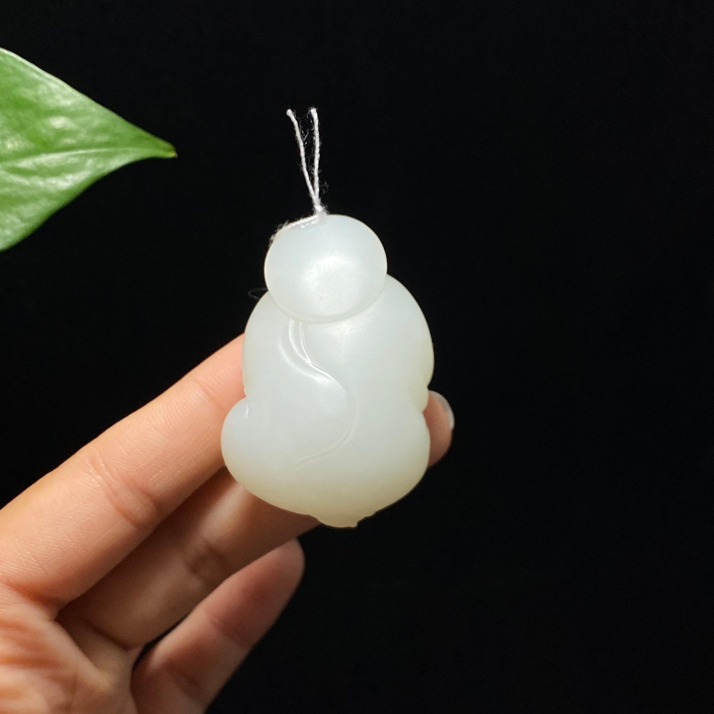 和田玉山料白玉佛公挂件(43.4g)