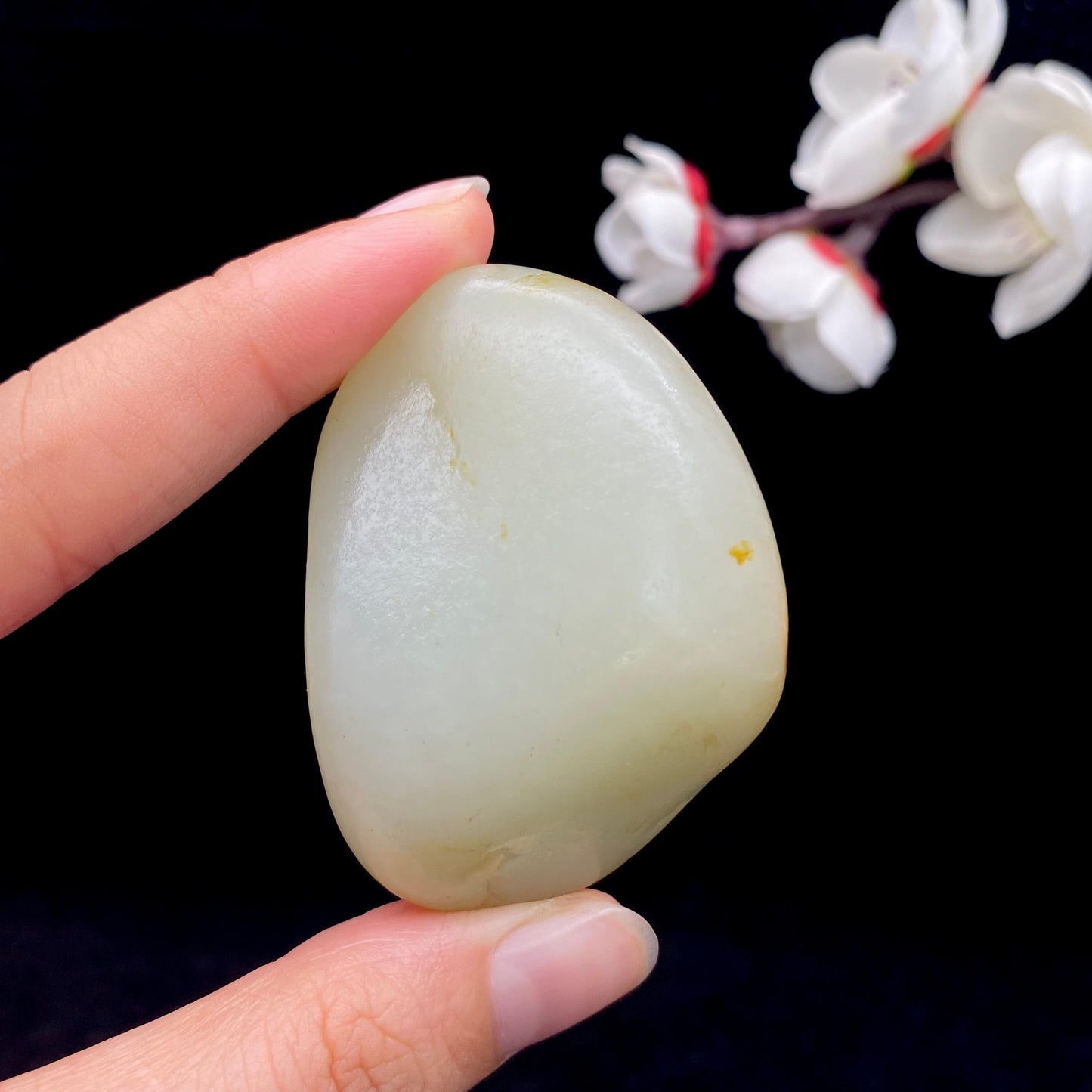 和田玉黄皮籽料原石(68.2g)