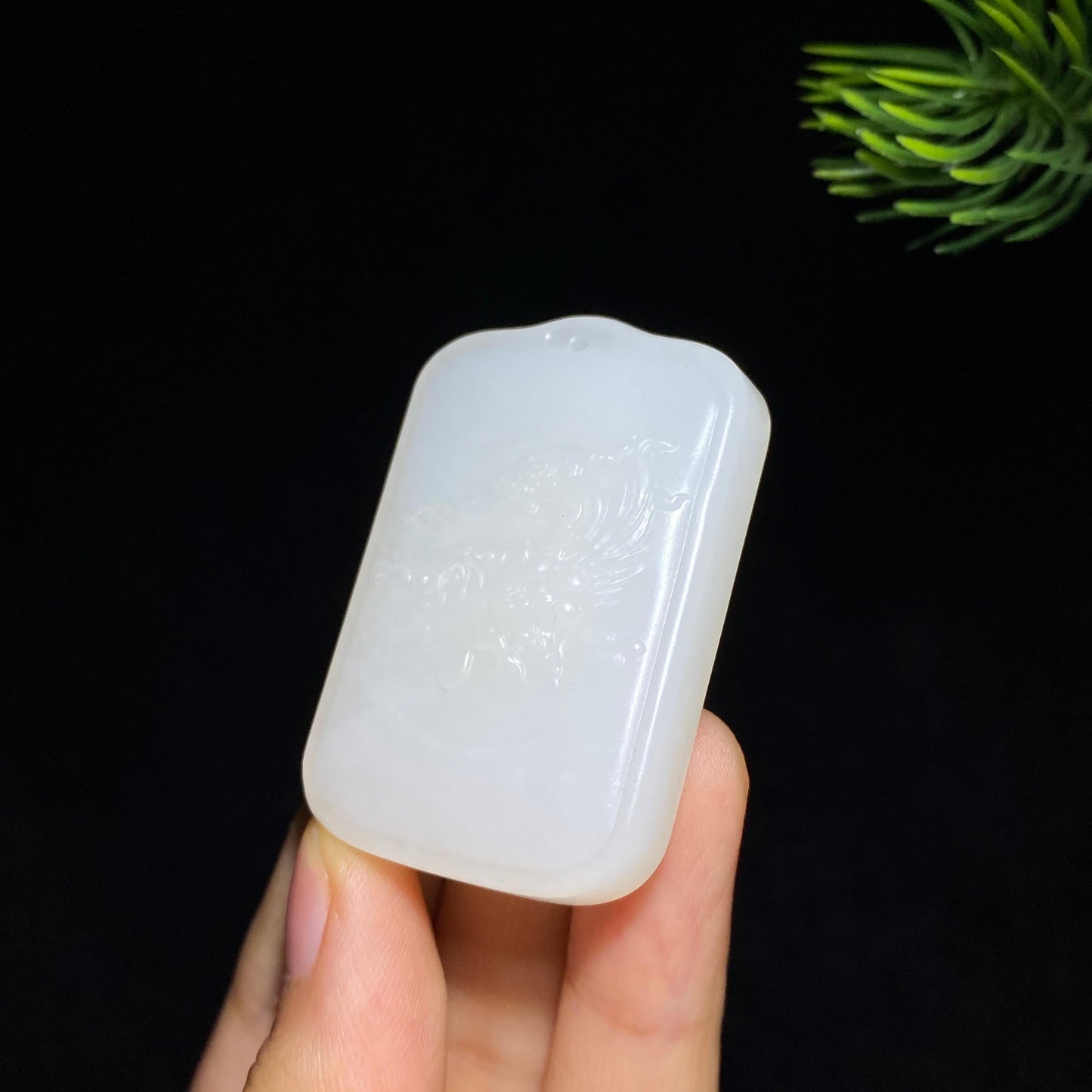 和田玉白玉龙行天下(35.1g)