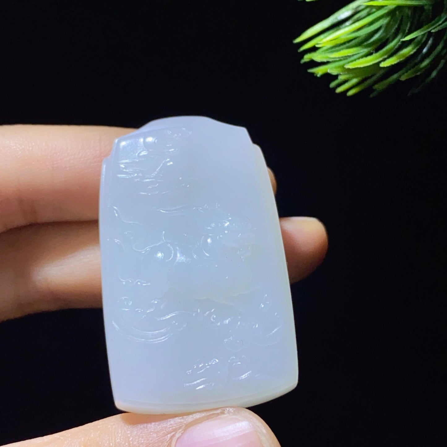 和田玉白玉麒麟挂件(26.4g)