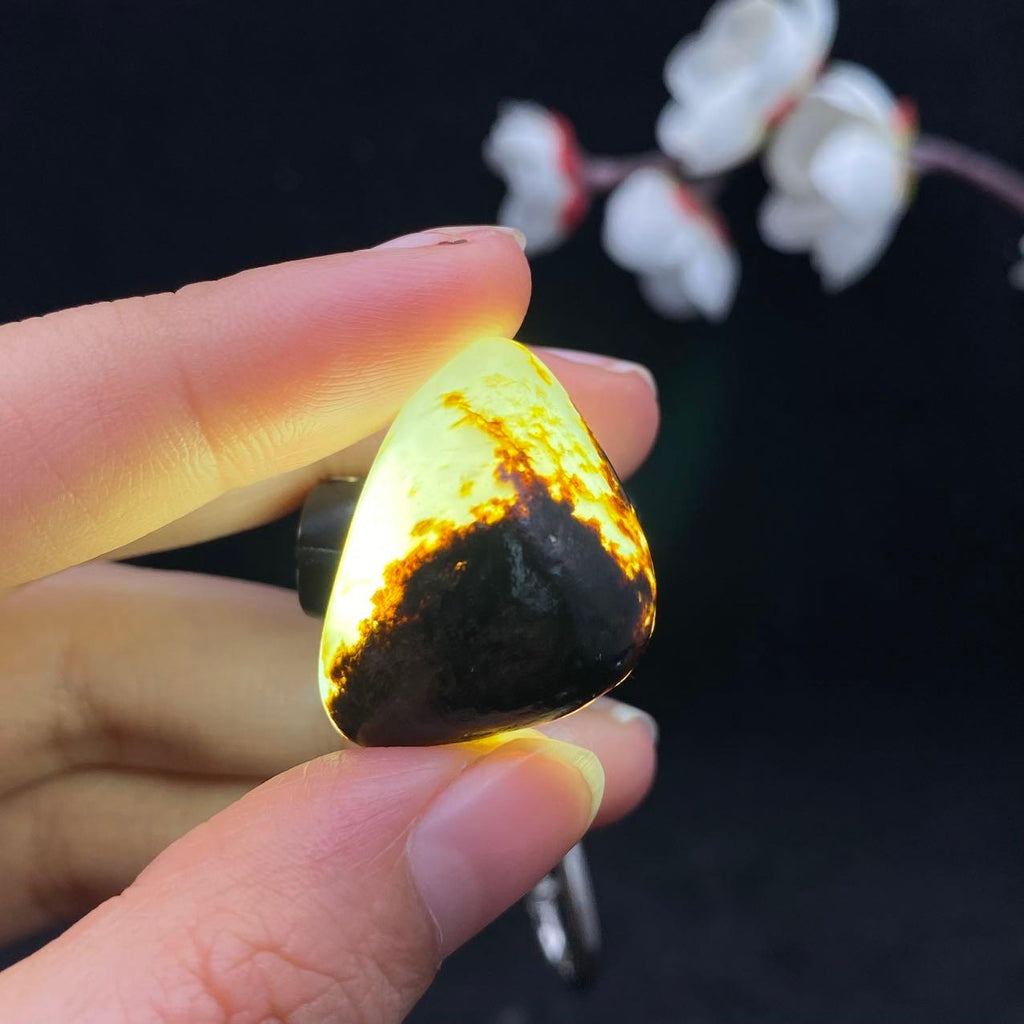和田玉聚黑皮籽料吊坠籽（11.1g）