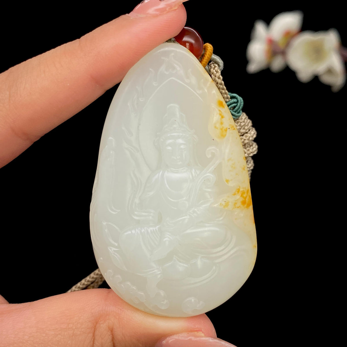 和田玉籽料【观音】挂件（48.5g）