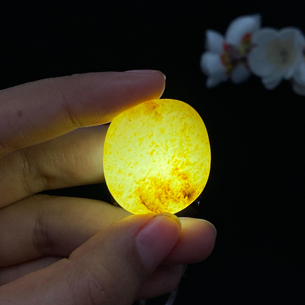 和田玉满洒金皮籽料吊坠籽（14.7g）