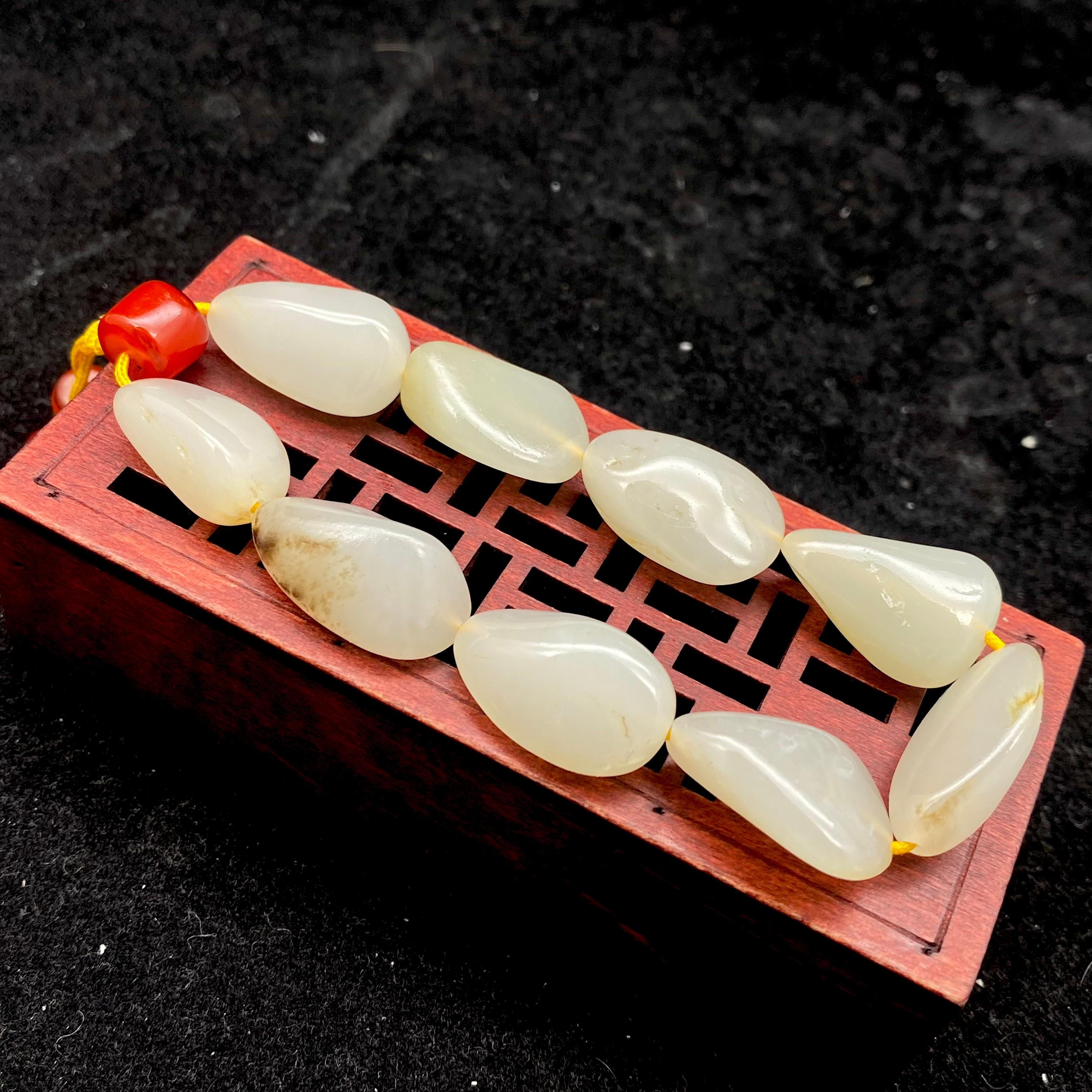 和田玉秋梨皮【精品手串】（34.3g）