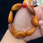 和田玉红沁皮籽料【精品手串】（103.3g）