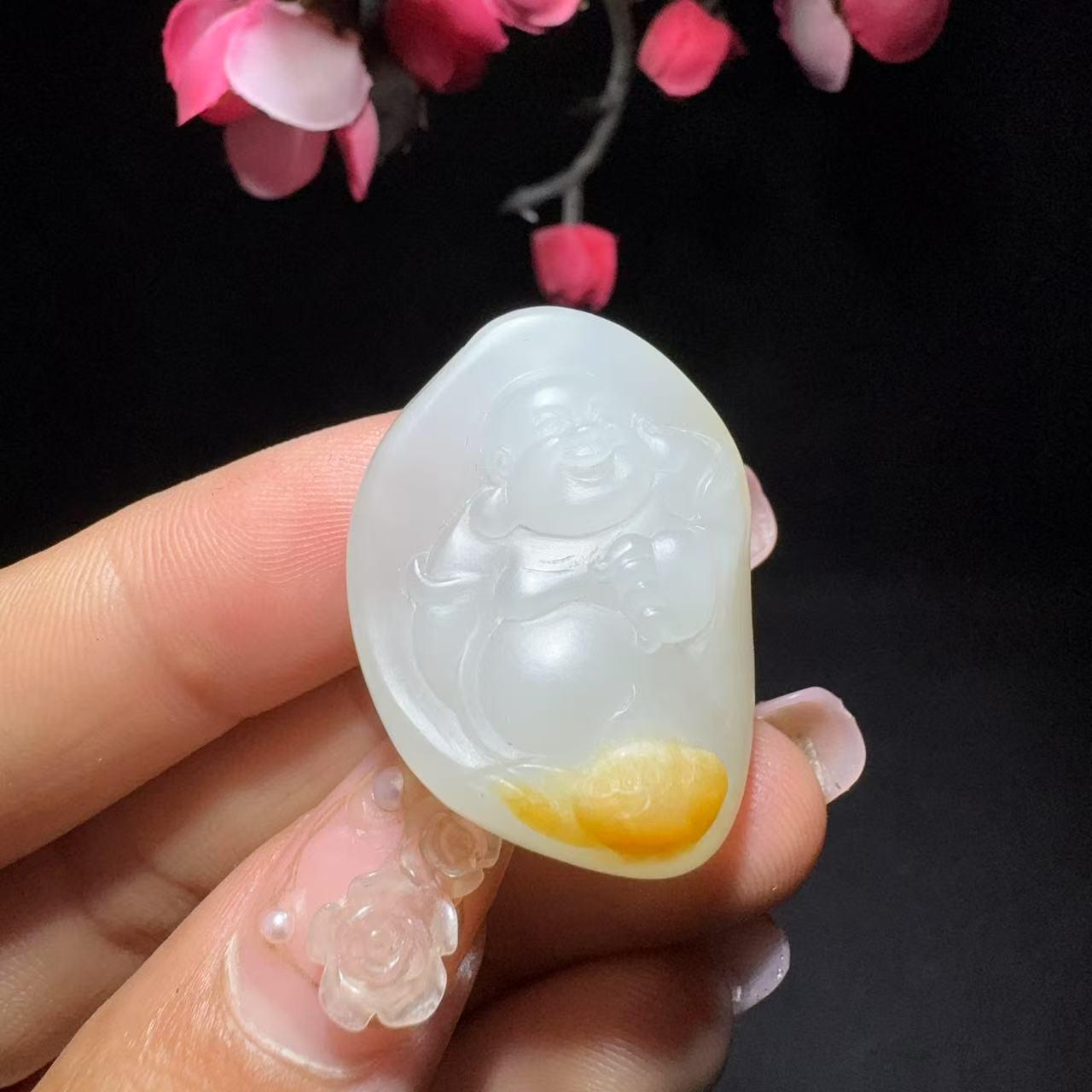 和田玉籽料挂件佛（14.9g）