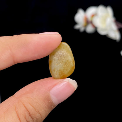 和田玉洒金皮籽料戒面籽（2.5g）