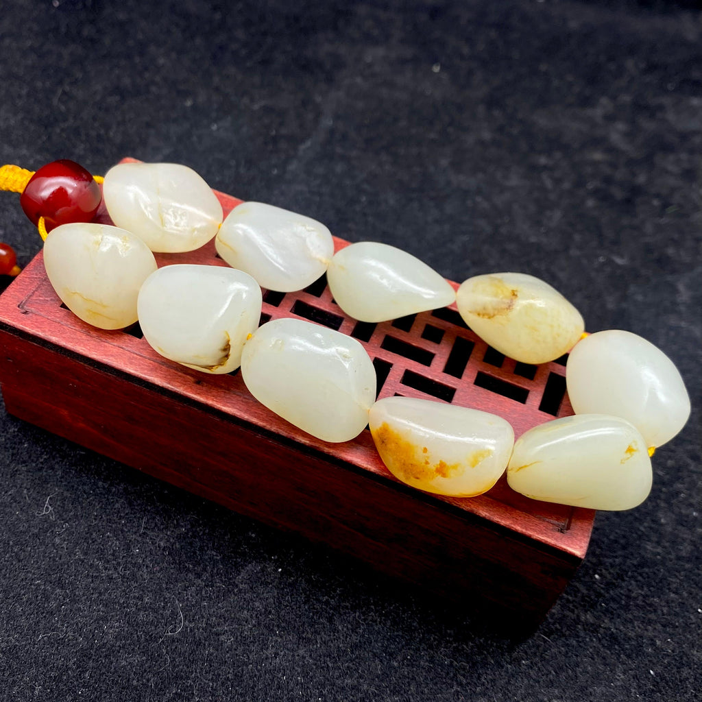 和田玉洒金皮【精品手串】（64g）