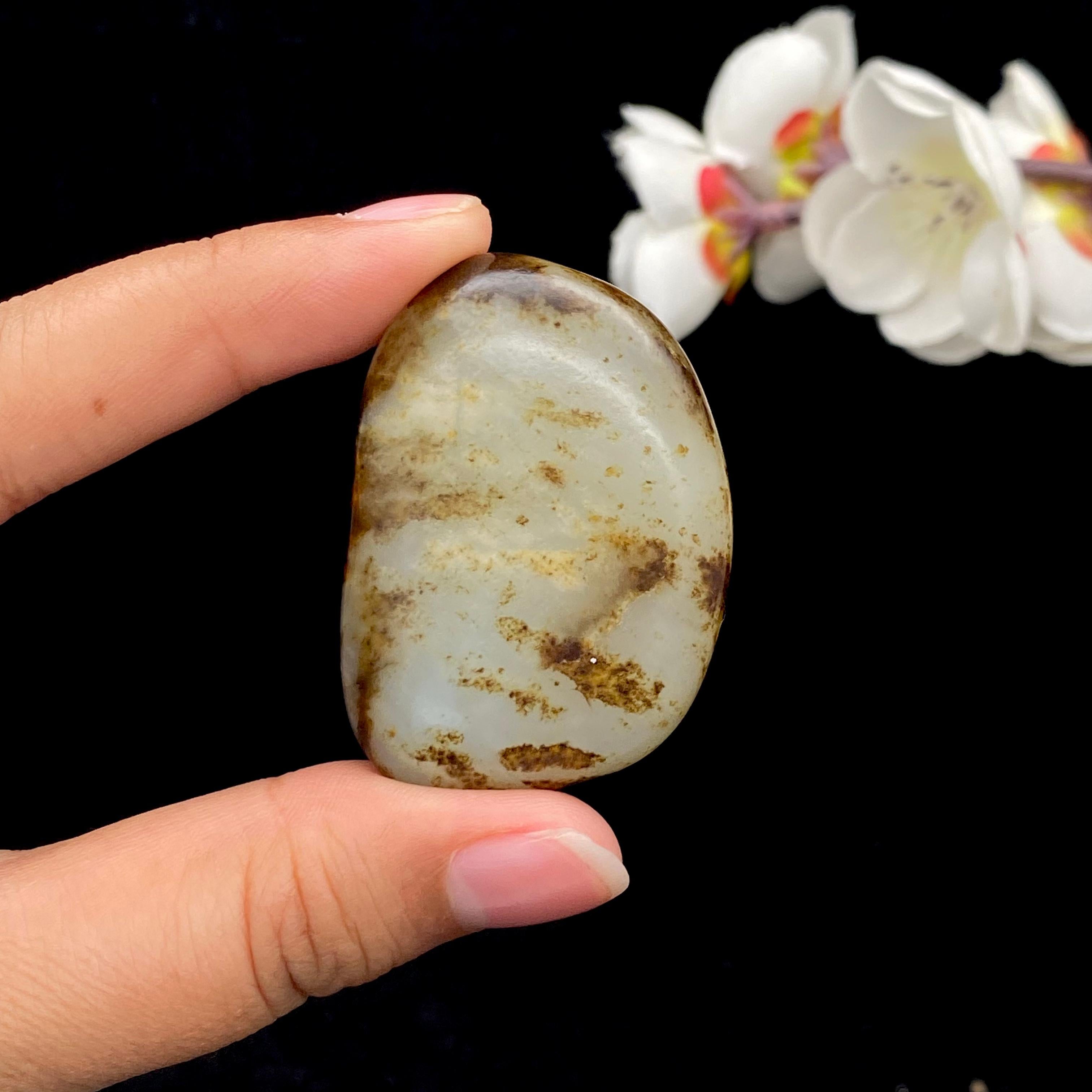 【超值推荐】和田玉秋梨皮籽料挂件（41.7g）